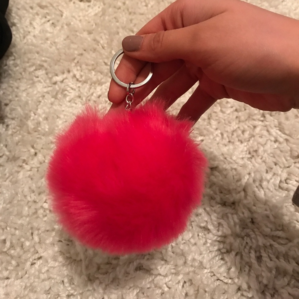 FAUX FUR KEY CHAIN