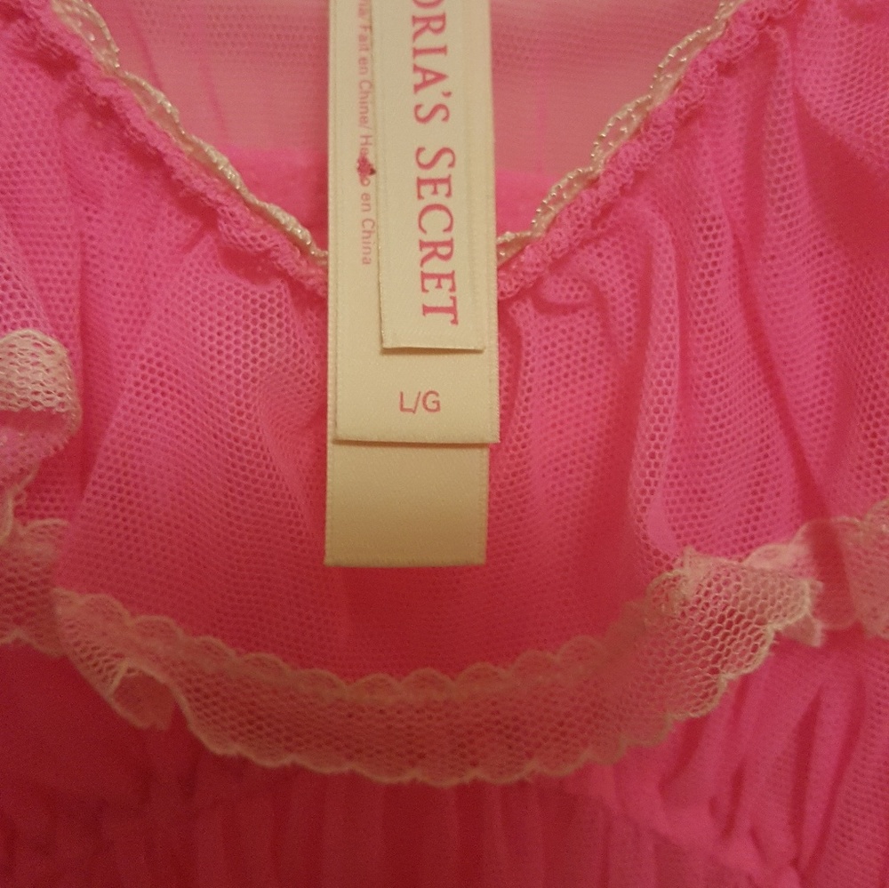 Lingerie Slip - Picture 2 of 2