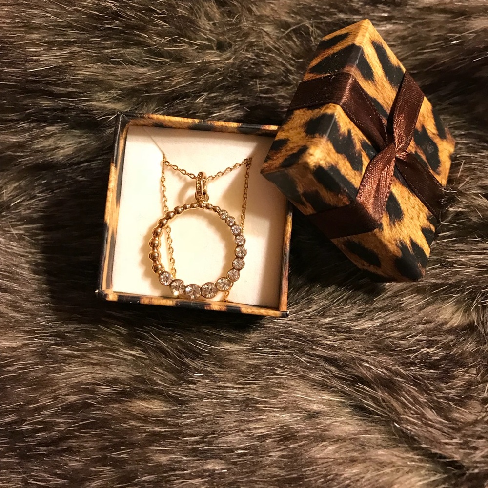 Circle necklace