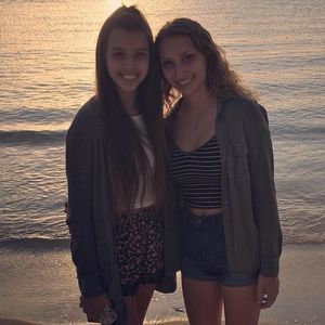 Meet your Posher, Caroline