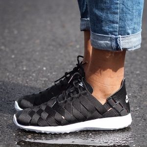 Nike Juvenate Woven Women's Shoe - Black