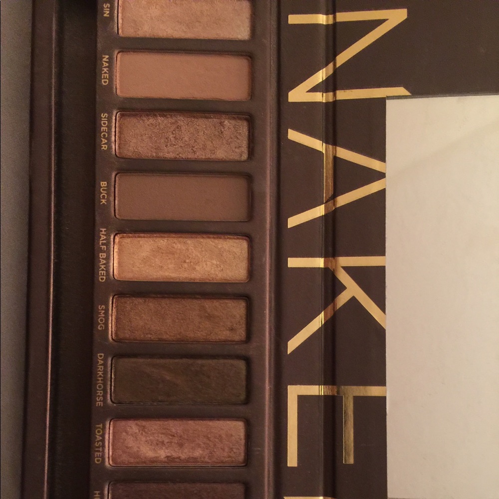 Urban decay naked pallet