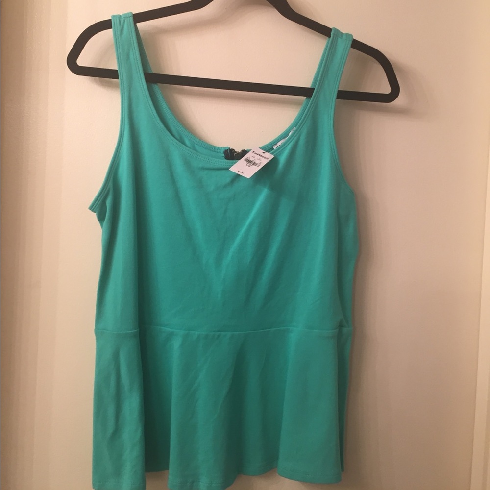 NWT Large Express top