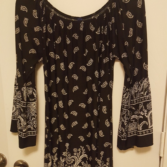 Flowing Soft Dress - Picture 1 of 2