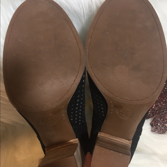 Size 10M Lucky Brand Booties - Picture 6 of 7