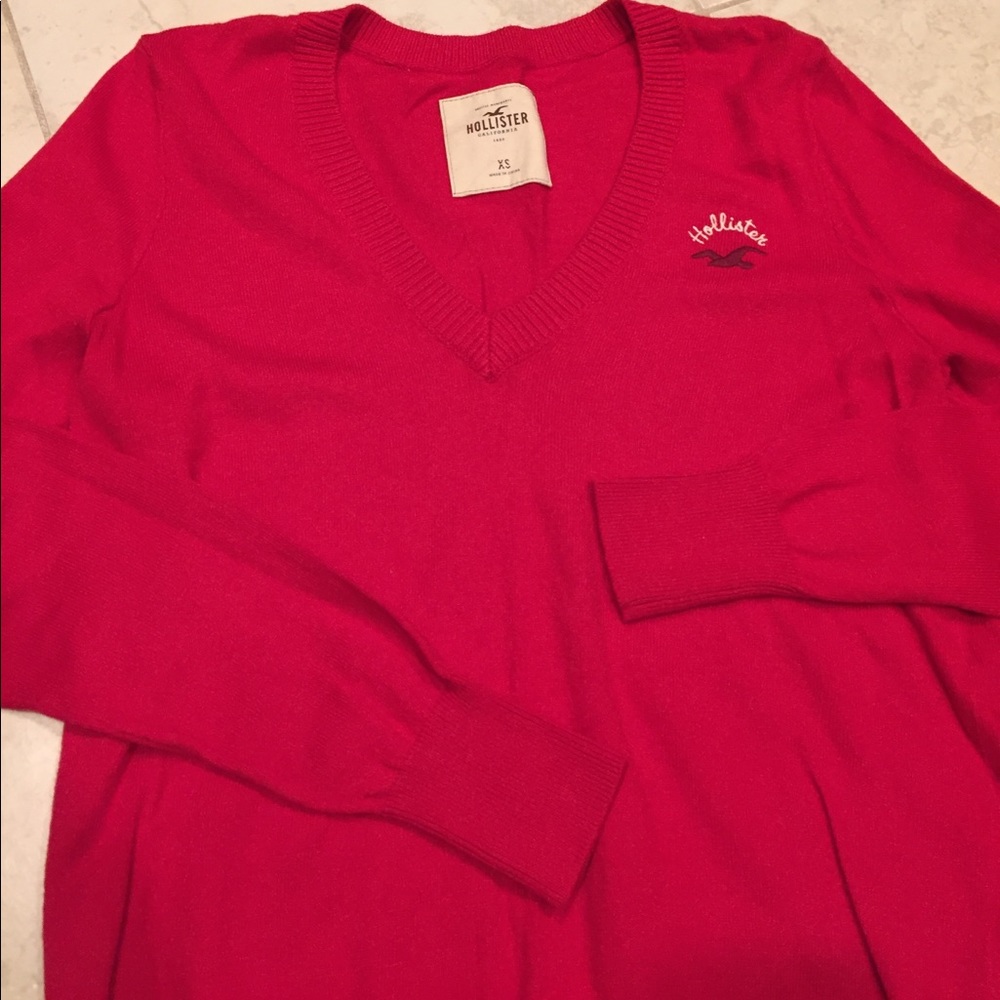 Hollister sweater