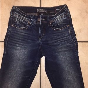 Silver Jeans ⭐️SALE!!⭐️