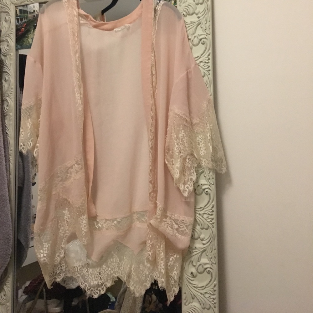 Lush Light pink Lacey overlay