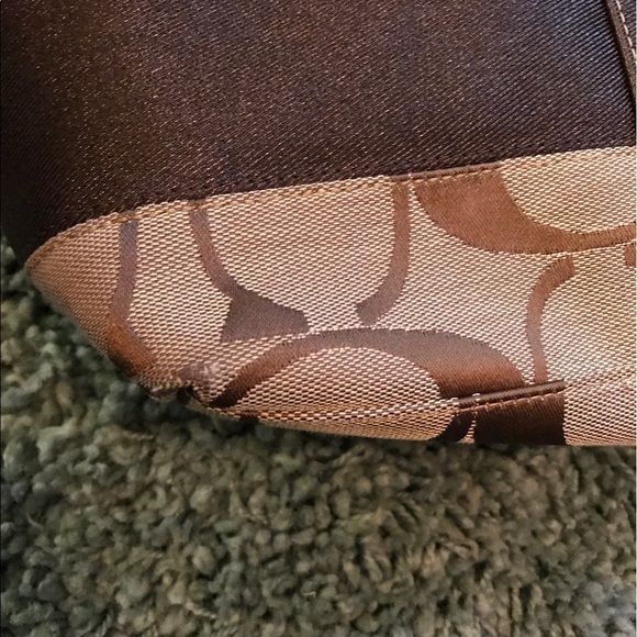 Purse - Picture 2 of 2