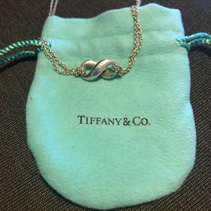 Tiffany’s infinity necklace