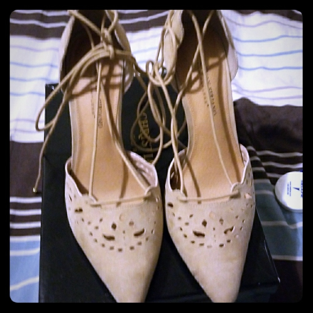 Christian Siriano string the heels