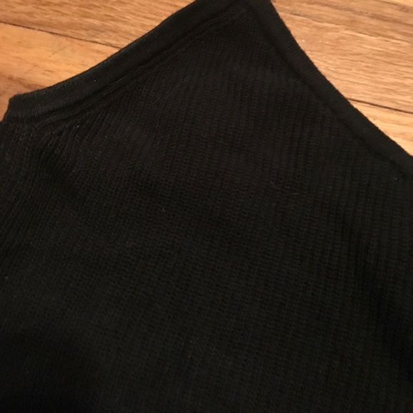 Black sweater tank crop top - Picture 2 of 3