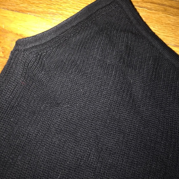 Black sweater tank crop top - Picture 3 of 3