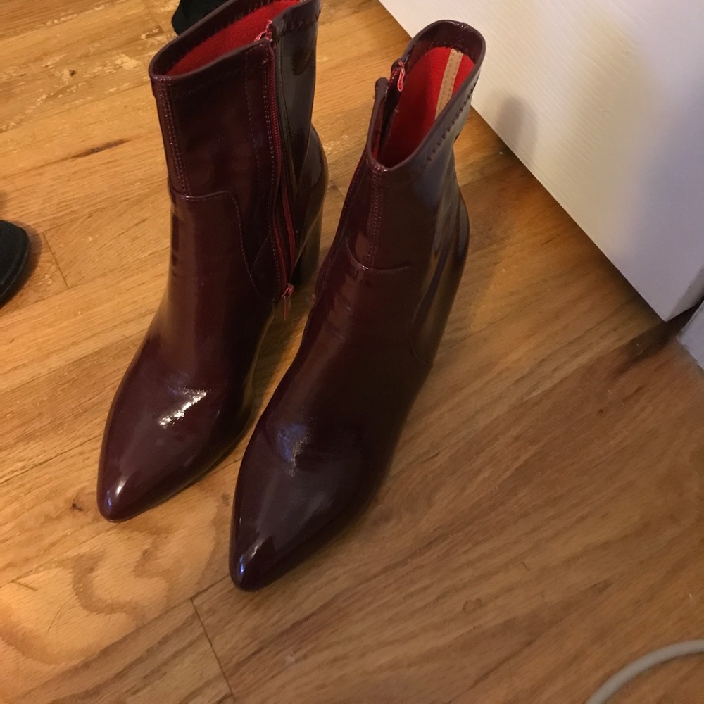 Booties never worn