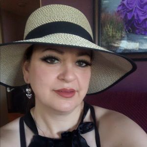 Meet your Posher, Elisabeth