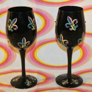 BOTTOM'S UP 2011 FLUER DE LIS WINE GLASSES