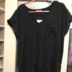 NWT ZARA Black tshirt with pocket