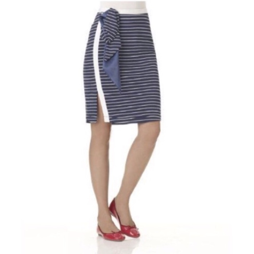 NWT Newport news striped mini skirt