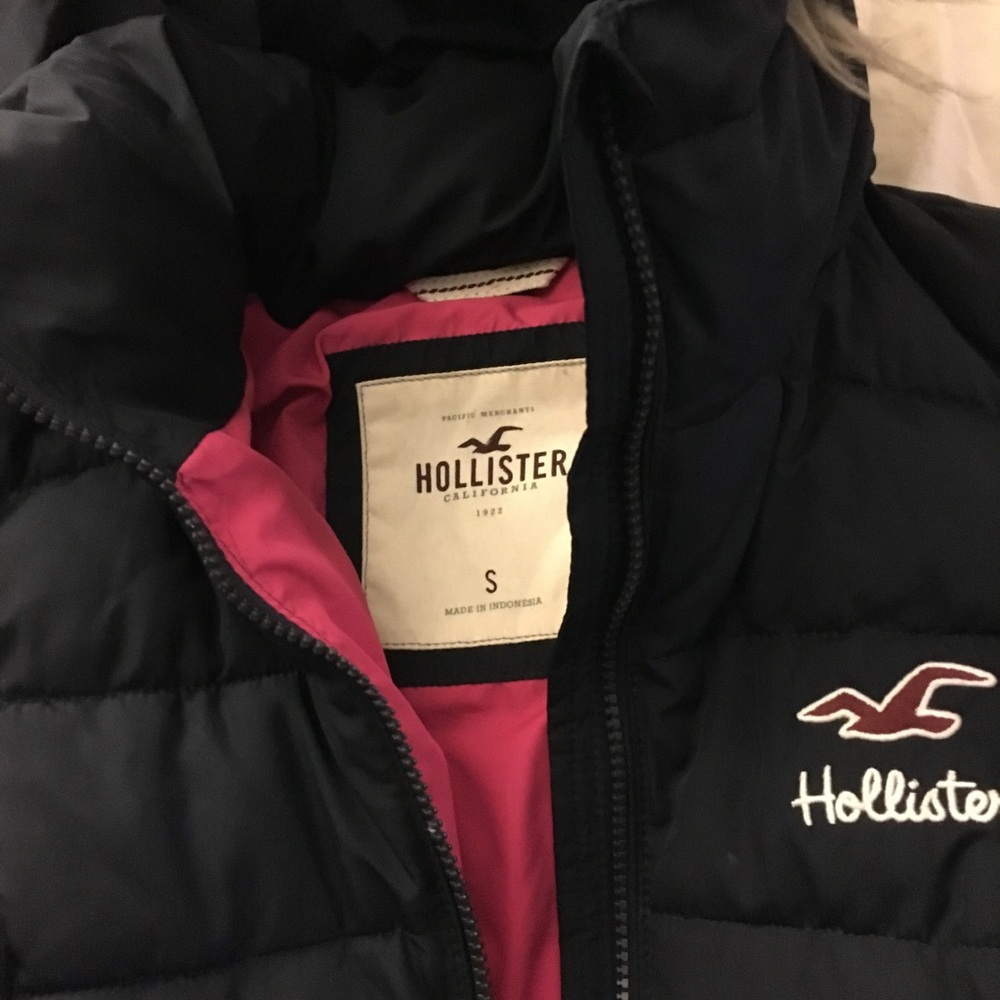 Coat - Picture 2 of 3