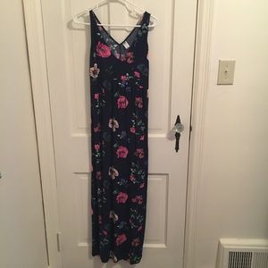 Floral maternity maxi dress