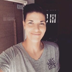 Meet your Posher, Vicky