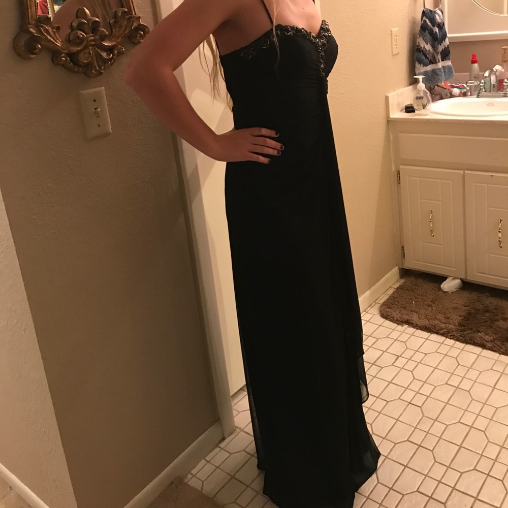 Formal - Picture 3 of 3