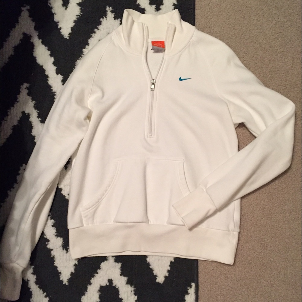 Women's Nike Half Zip Sweatshirt