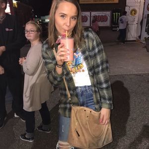 Meet your Posher, Megan