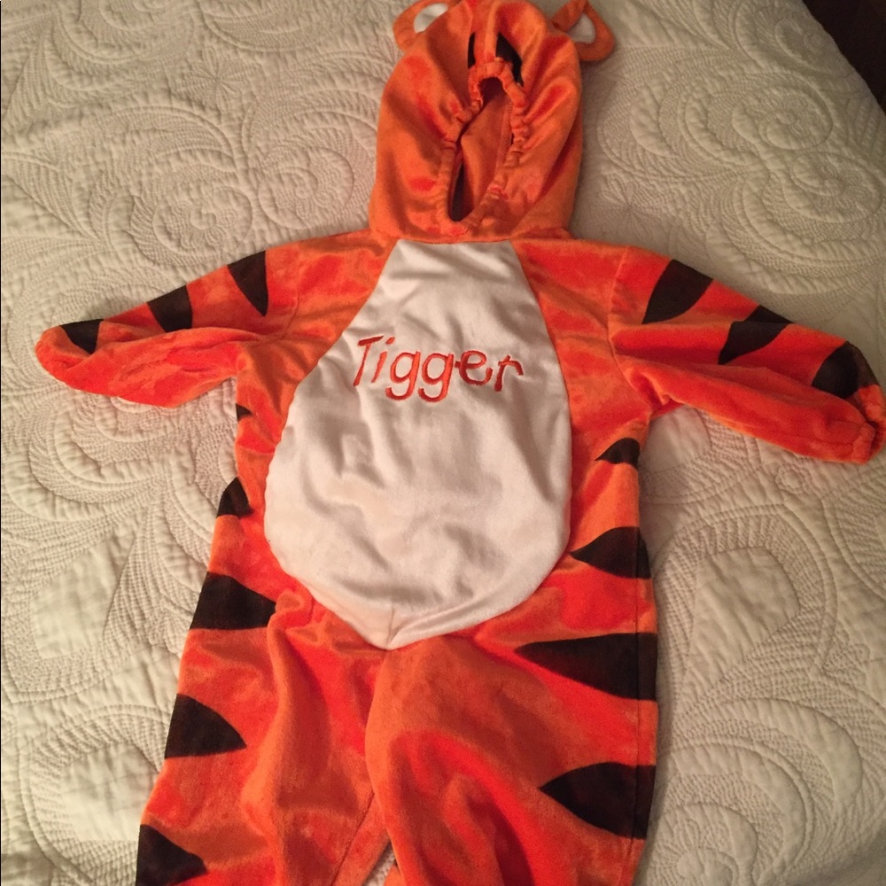 Disney Baby Halloween costume 6-9 months