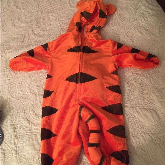 Disney Baby Halloween costume 6-9 months - Picture 2 of 3