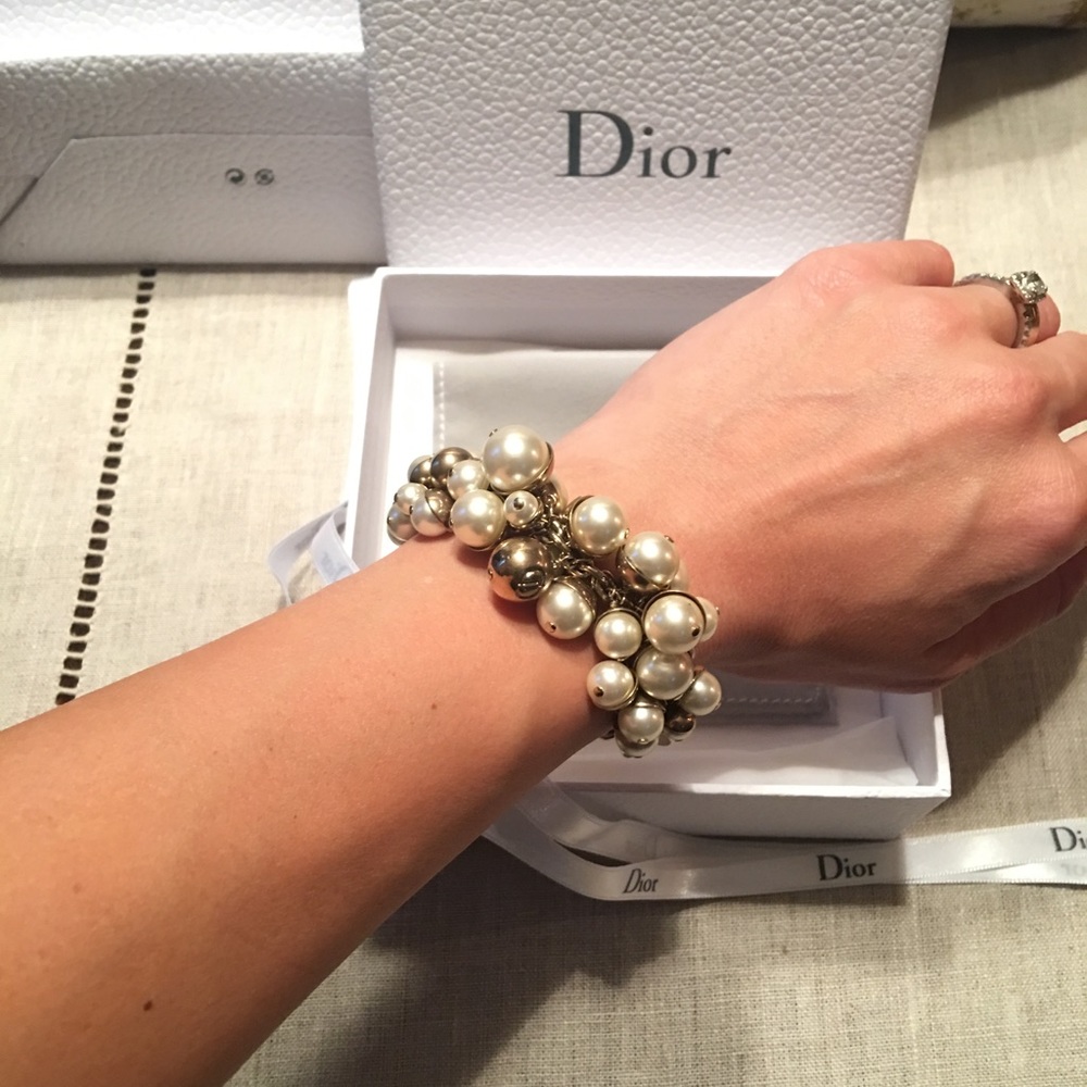 Dior Multi Strand Gold And White Pearls Bracelet - Picture 3 of 8
