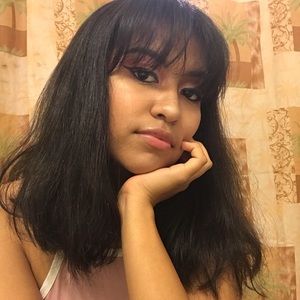 Meet your Posher, Noemi