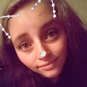 Meet your Posher, Casey