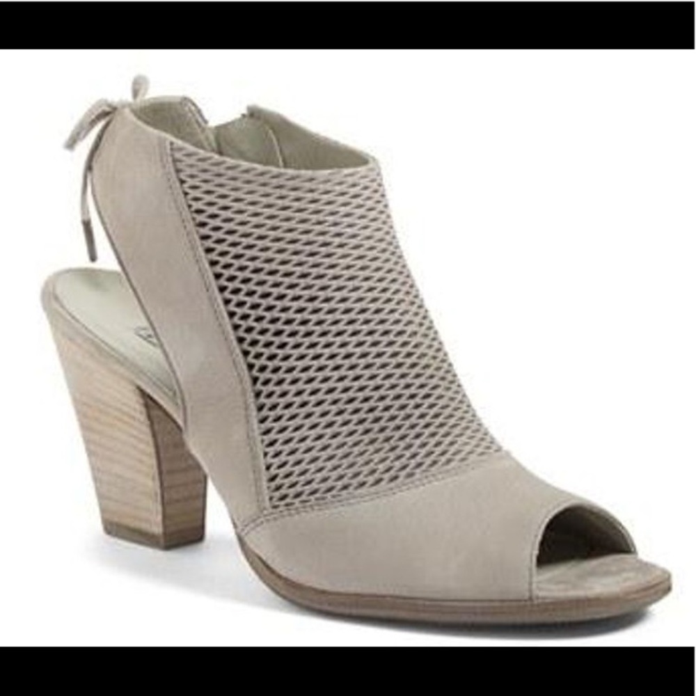 ❗️ Paul Green Willow Peep Toe Sandal ❗️