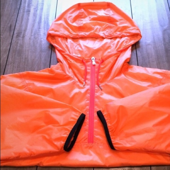 Nike 3/4 Windrunner Crop Jacket!! - Picture 7 of 7