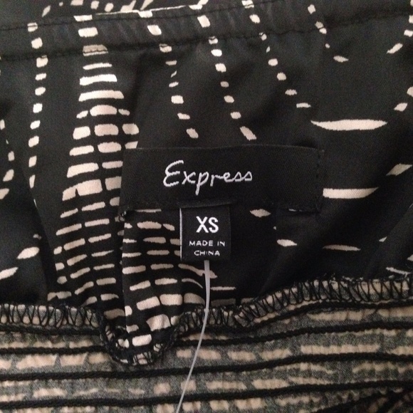 Express Women's Top Sleeveless XS - Picture 5 of 6