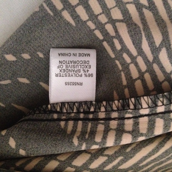 Express Women's Top Sleeveless XS - Picture 6 of 6