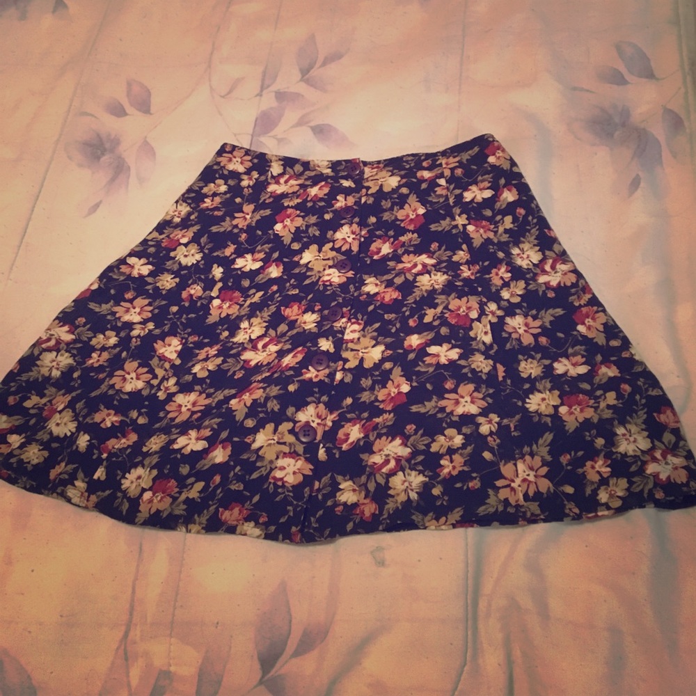 Xs floral skirt