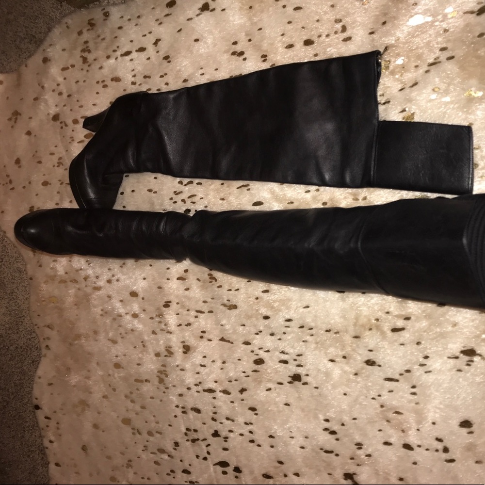 100% authentic Chanel thigh high boots