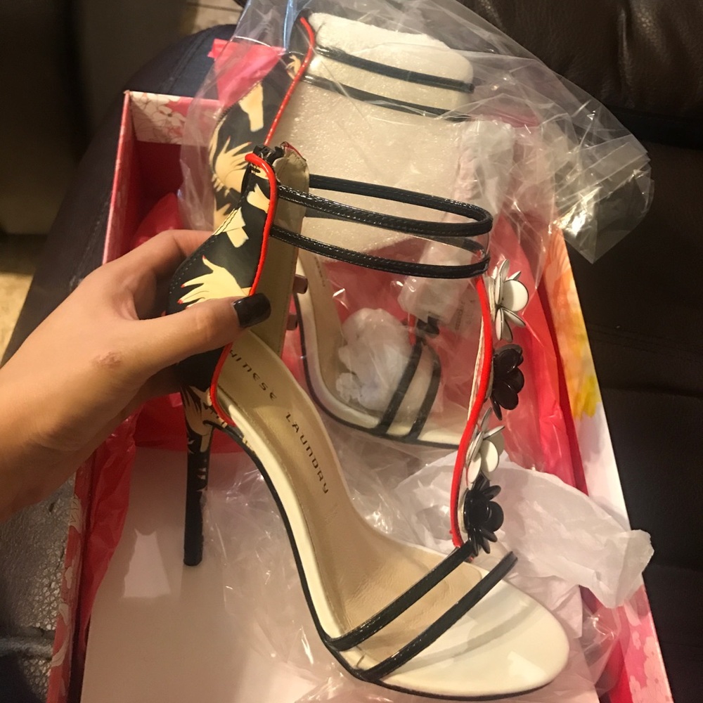 Chinese laundry heels