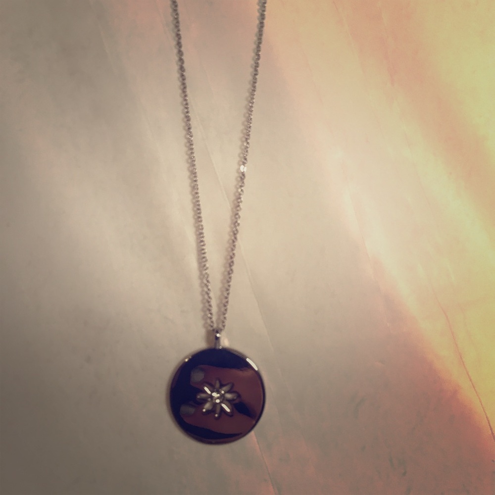 Long LOFT Daisy Necklace