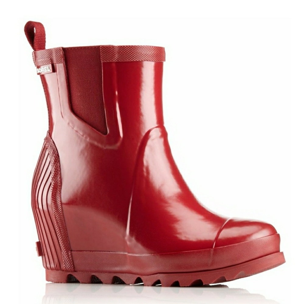 SOREL JOAN RAIN WEDGE CHELSEA BOOT
