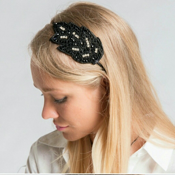 🆕 4 Feather Beaded Headband - Picture 3 of 8