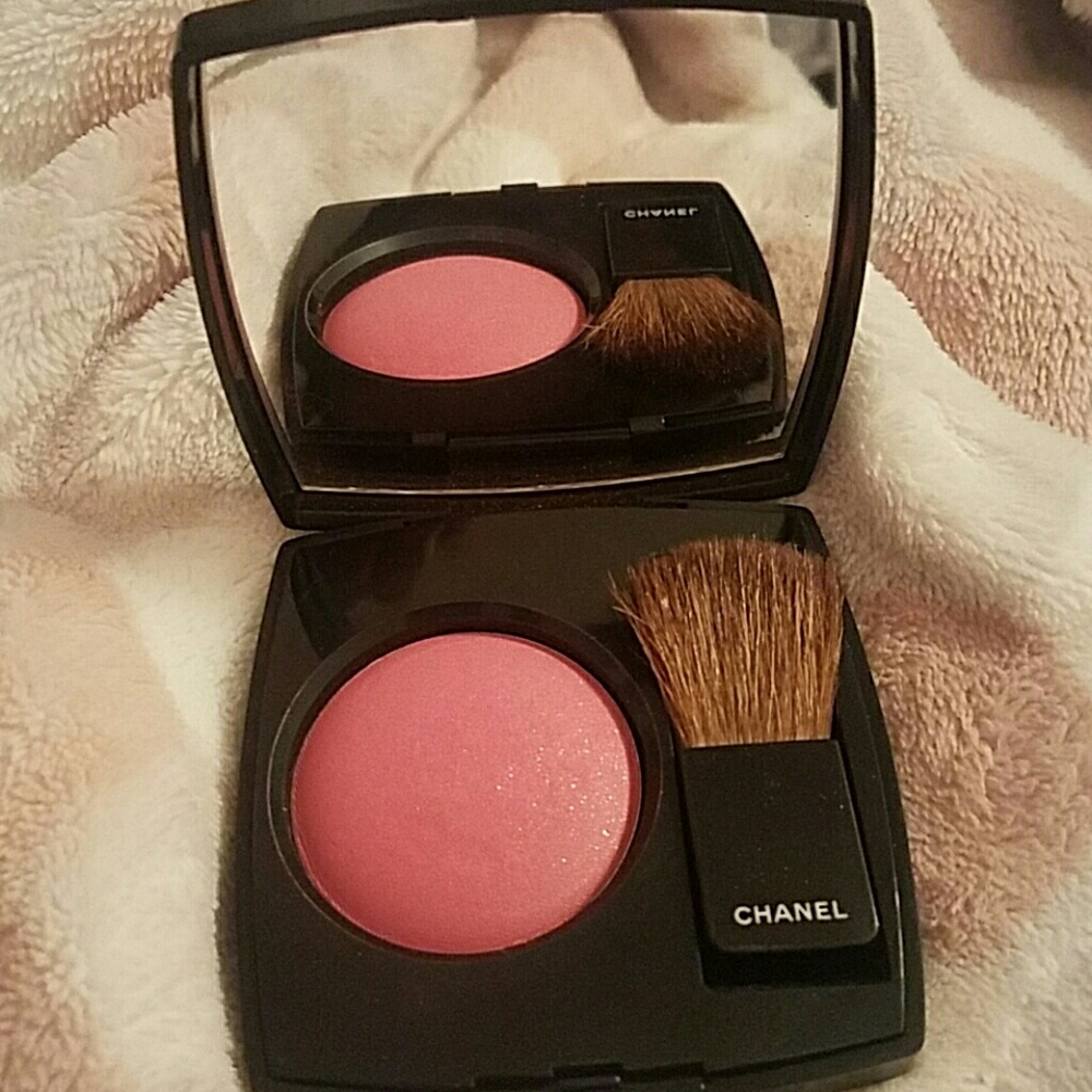 Chanel Joues Contraste
