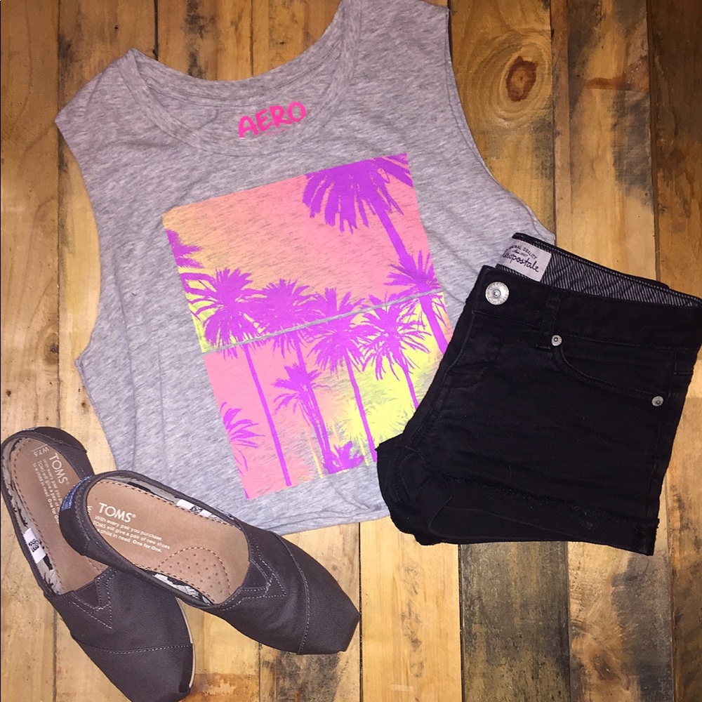 AEROPOSTALE CROP TOP WOMENS SIZE M