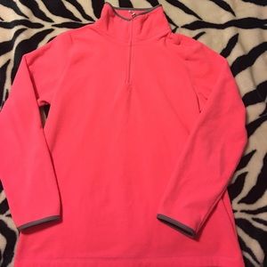 5/30🔥PRICE DROPPED ⬇️HOT PINK sweatshirt💕