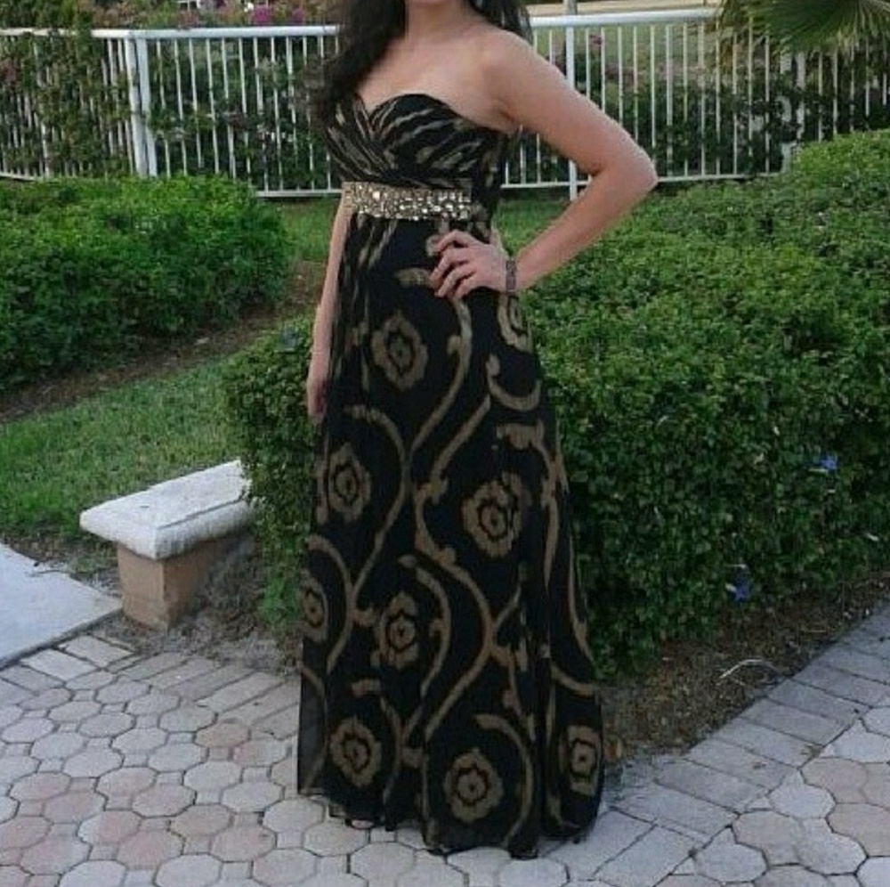 Strapless Black & Gold dress