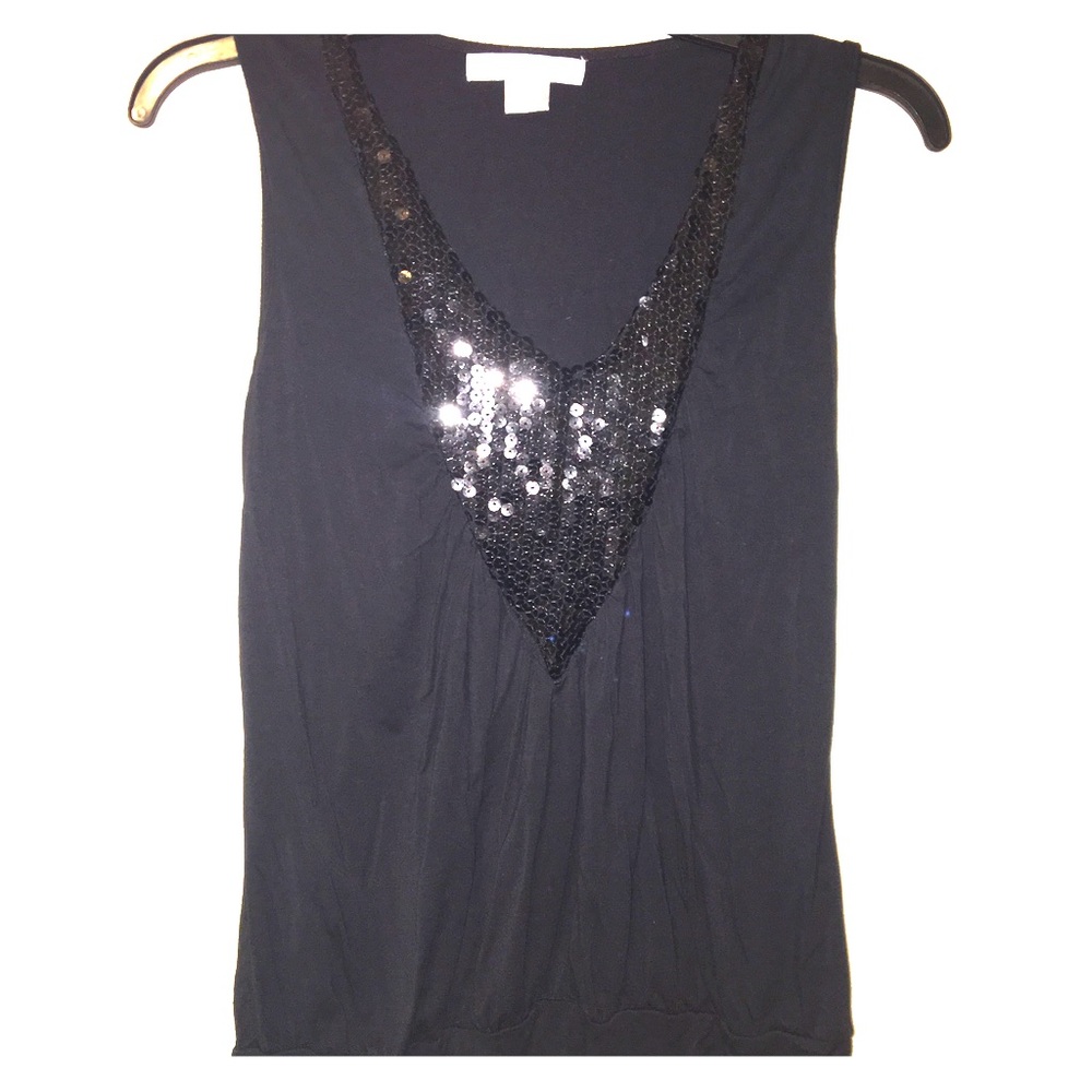 Sleeveless black top with Sequins
