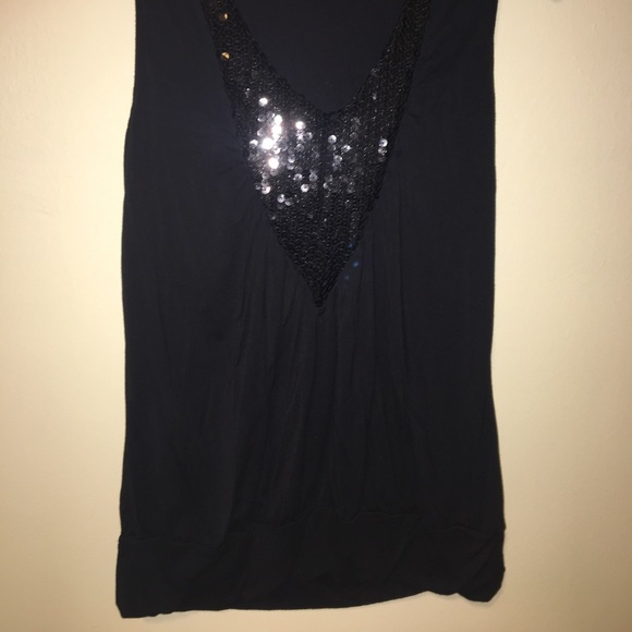 Sleeveless black top with Sequins - Picture 2 of 4