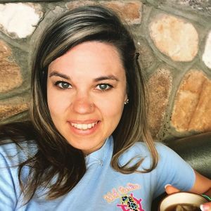 Meet your Posher, Cait